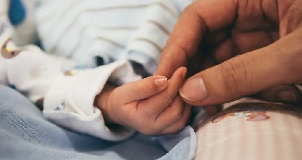 Common questions about same-sex surrogacy if you’re from  Russia