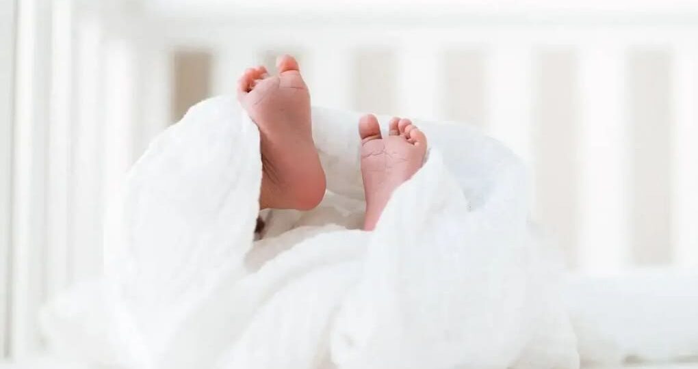 When to start prenatal visits? Guide for  Cyprus mothers